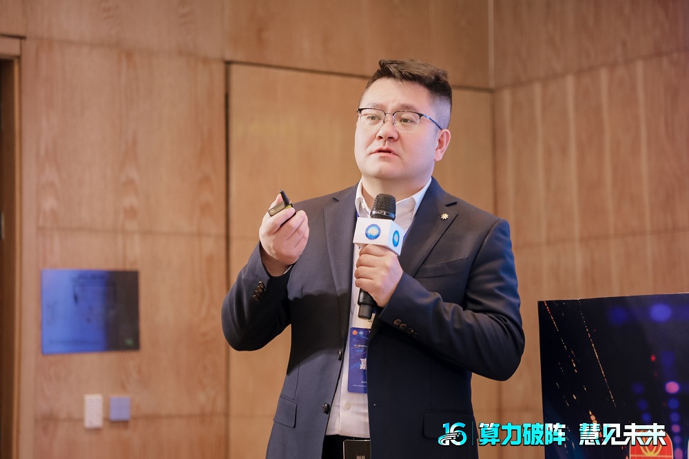 徐方成.jpg