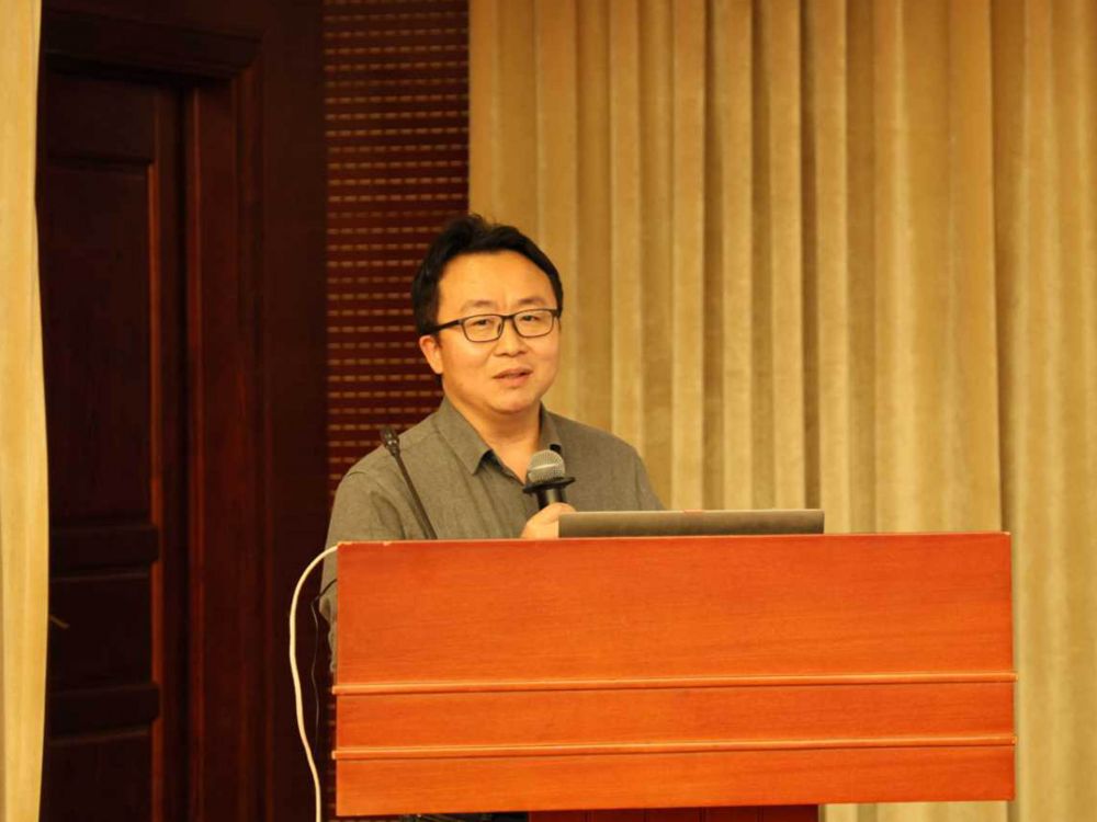 1763366378998767.jpg 演讲人2.jpg