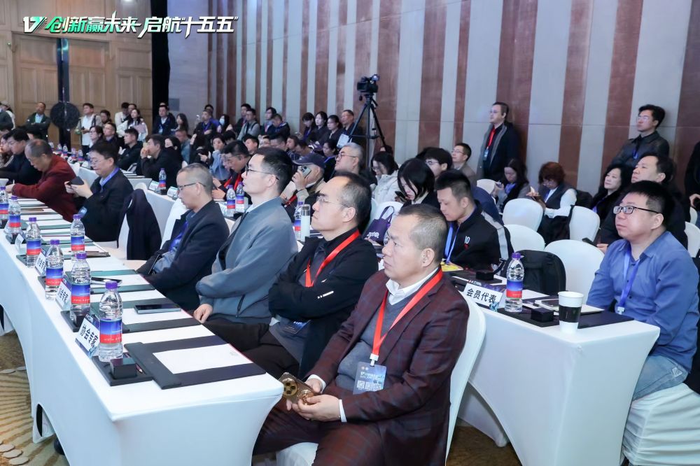 1775551029704707.jpg 125A9909.jpg