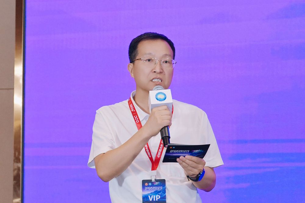数据中心分会主任专家委员黄群骥.png